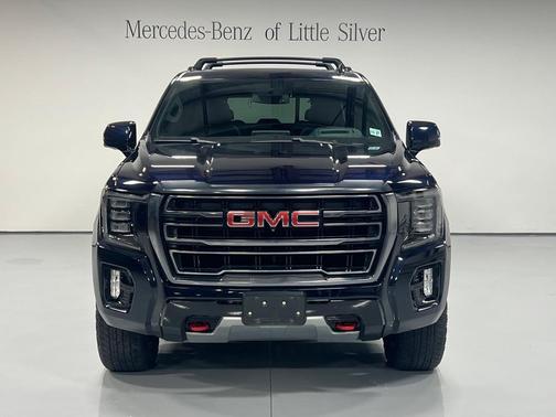 2023 GMC Yukon XL 4WD AT4