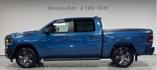 Hydro Blue Pearlcoat 2024 RAM 1500 Big Horn/Lone Star