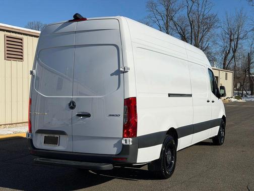 2025 Mercedes-Benz Sprinter 2500 High Roof