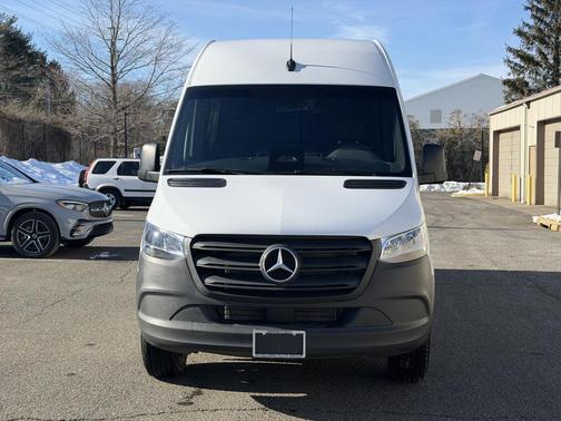 2025 Mercedes-Benz Sprinter 2500 High Roof