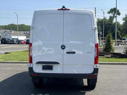 2025 Mercedes-Benz Sprinter 2500 Standard Roof