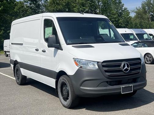 2025 Mercedes-Benz Sprinter 2500 Standard Roof