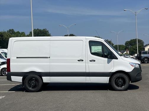 2025 Mercedes-Benz Sprinter 2500 Standard Roof
