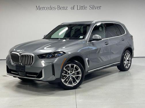 Skyscraper Gray Metallic 2024 BMW X5 xDrive40i