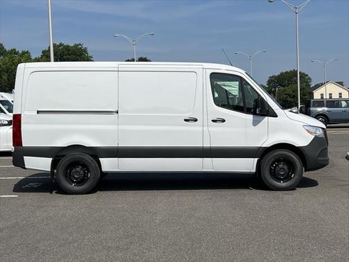 2025 Mercedes-Benz Sprinter 2500 Standard Roof