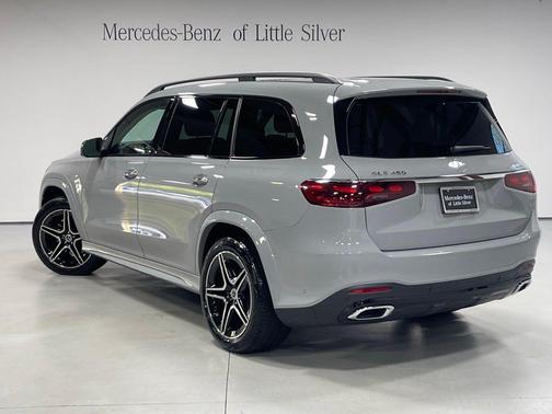 Alpine 2026 Mercedes-Benz GLS 450 4MATIC