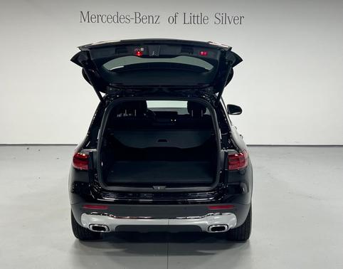 2025 Mercedes-Benz GLB 250 4MATIC
