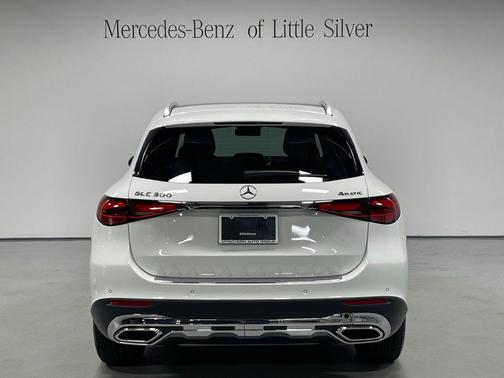 Polar White 2026 Mercedes-Benz GLC 300 4MATIC