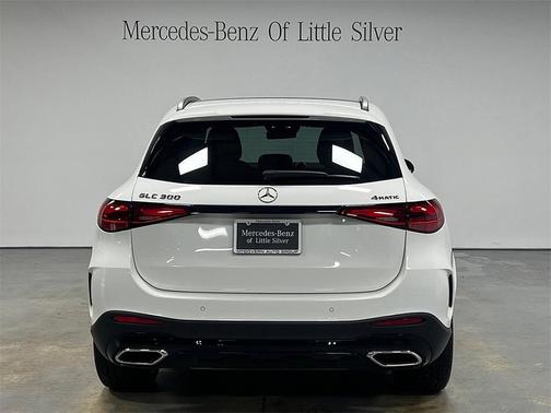 2025 Mercedes-Benz GLC 300 4MATIC