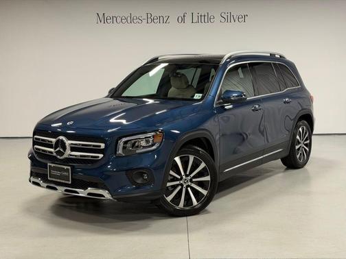 Blue 2023 Mercedes-Benz GLB 250 4MATIC