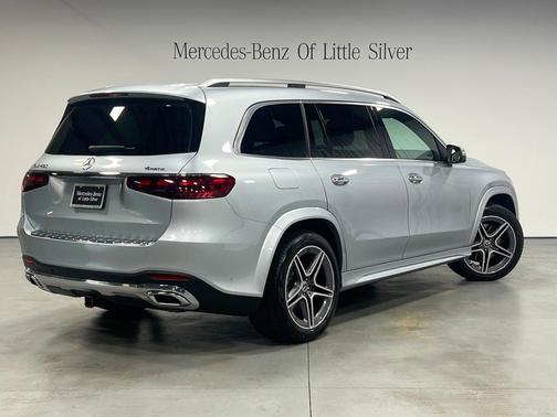 2025 Mercedes-Benz GLS 450 4MATIC