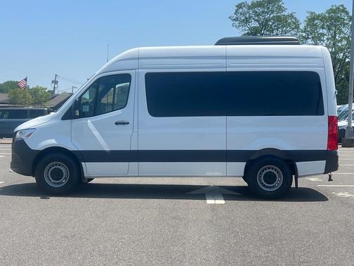 2025 Mercedes-Benz Sprinter 2500 Standard Roof