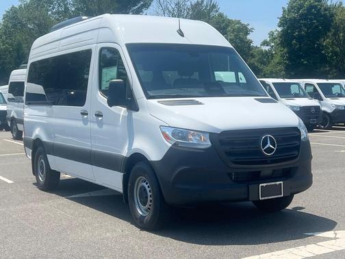 2025 Mercedes-Benz Sprinter 2500 Standard Roof