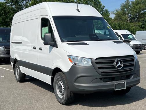 2025 Mercedes-Benz Sprinter 2500 Standard Roof