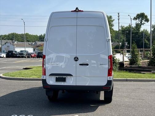 2025 Mercedes-Benz Sprinter 2500 Standard Roof