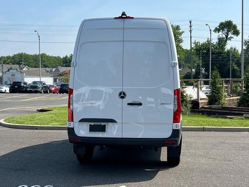 2025 Mercedes-Benz Sprinter 2500 Standard Roof