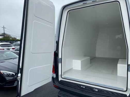 2024 Mercedes-Benz Sprinter 2500 High Roof