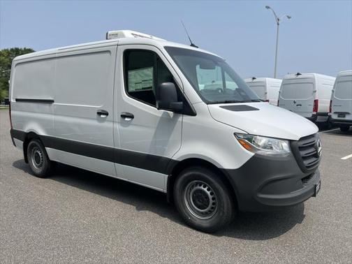2025 Mercedes-Benz Sprinter 2500 Standard Roof
