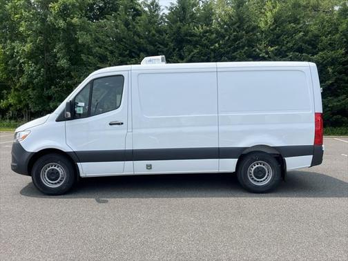 2025 Mercedes-Benz Sprinter 2500 Standard Roof