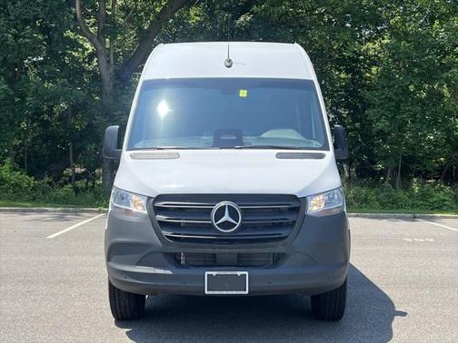 2025 Mercedes-Benz Sprinter 2500 High Roof