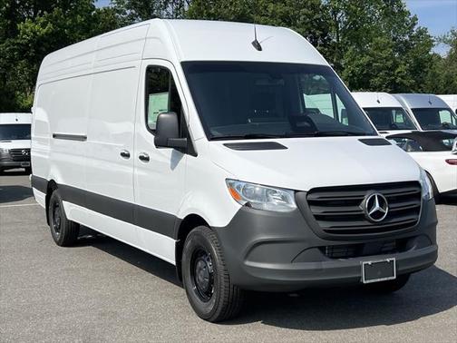 2025 Mercedes-Benz Sprinter 2500 High Roof