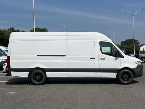 2025 Mercedes-Benz Sprinter 2500 High Roof