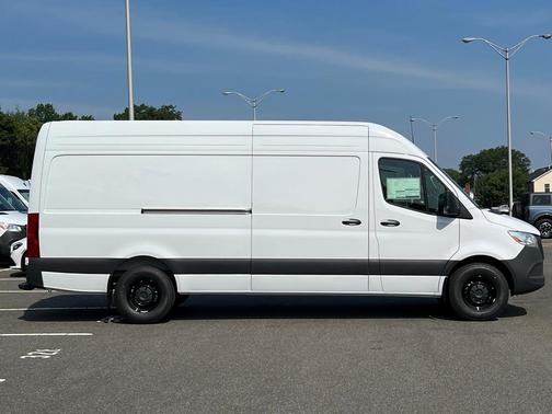 2025 Mercedes-Benz Sprinter 2500 High Roof