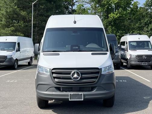 2025 Mercedes-Benz Sprinter 2500 High Roof