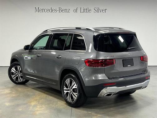 2025 Mercedes-Benz GLB 250 4MATIC