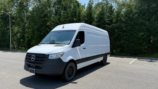 2025 Mercedes-Benz Sprinter 2500 High Roof