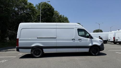 2025 Mercedes-Benz Sprinter 2500 High Roof