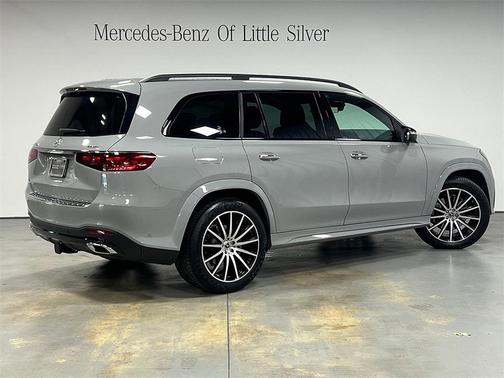 2024 Mercedes-Benz GLS 450 4MATIC