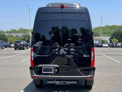 2025 Mercedes-Benz Sprinter 2500 Standard Roof