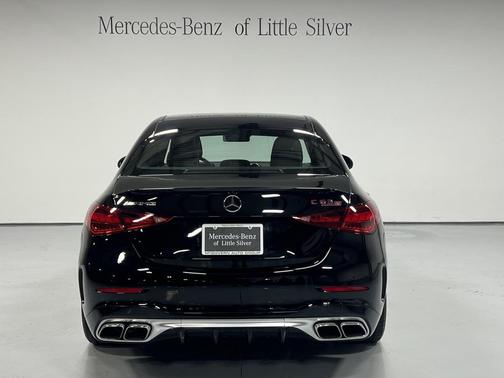 2024 Mercedes-Benz AMG C 63 S E Performance