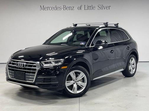 Brilliant Black 2019 Audi Q5 2.0T Premium Plus