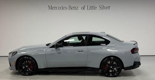 Brooklyn Gray Metallic 2024 BMW M240 i xDrive