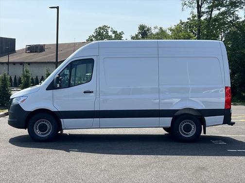 2025 Mercedes-Benz Sprinter 2500 Standard Roof