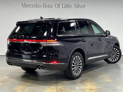2023 Lincoln Aviator Standard AWD