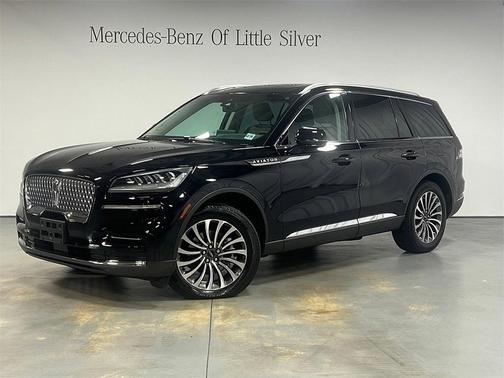 2023 Lincoln Aviator Standard AWD