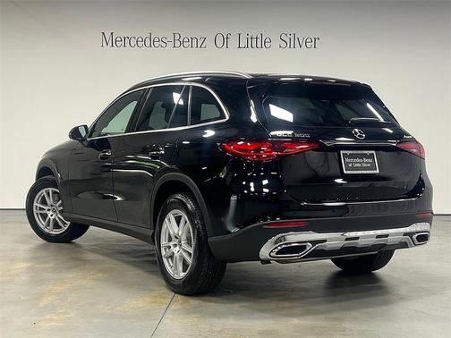 2025 Mercedes-Benz GLC 300 4MATIC