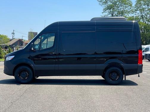 2025 Mercedes-Benz Sprinter 2500 Standard Roof