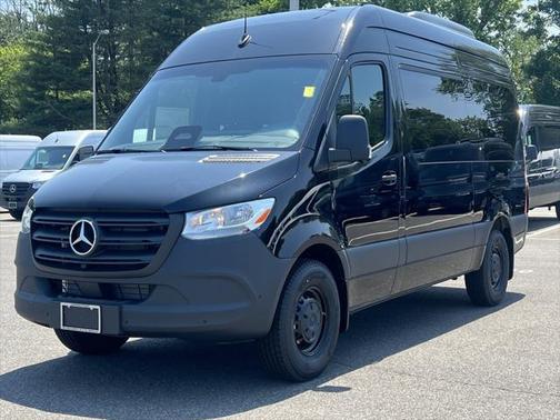 2025 Mercedes-Benz Sprinter 2500 Standard Roof