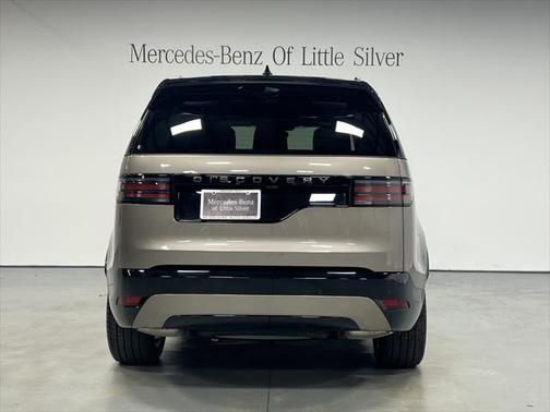 2024 Land Rover Discovery P360 Dynamic SE