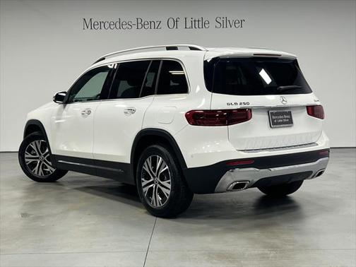 2025 Mercedes-Benz GLB 250 4MATIC