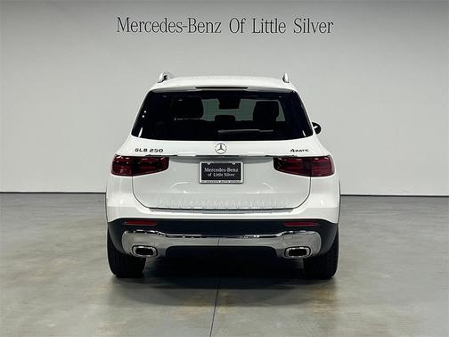 2025 Mercedes-Benz GLB 250 4MATIC