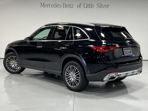 2025 Mercedes-Benz GLC 300 4MATIC