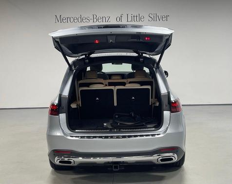 Cirrus Silver Metallic 2024 Mercedes-Benz GLS 450 4MATIC