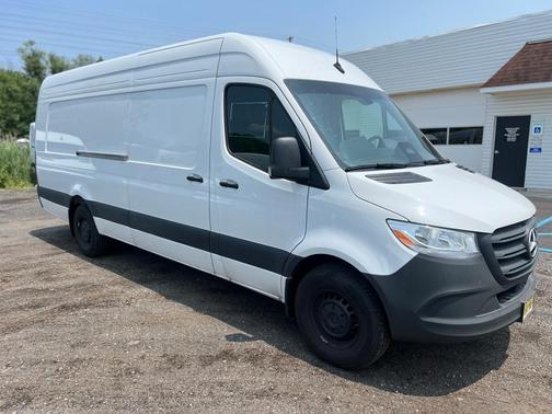 2025 Mercedes-Benz Sprinter 2500 High Roof
