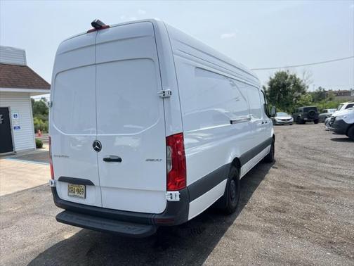 2025 Mercedes-Benz Sprinter 2500 High Roof