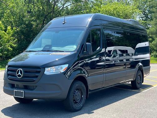 2025 Mercedes-Benz Sprinter 2500 High Roof